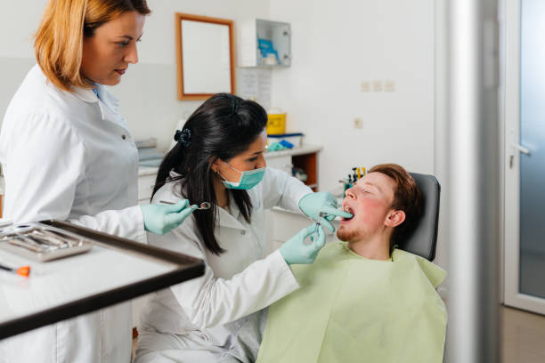 Best Emergency Cosmetic Dentistry (e.g., broken veneers) in Manistee, MI